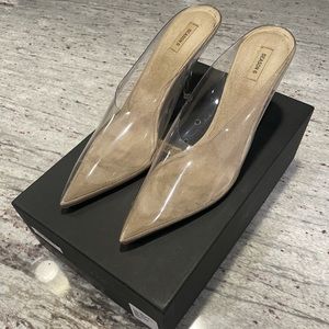 YEEZY SEASON 6 - CLEAR PVC MULE